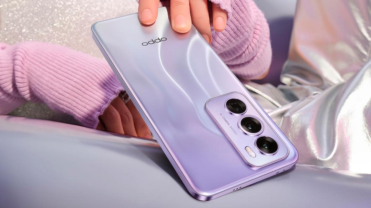 مظهر شيك وكاميرا ممتازة.. مواصفات ومميزات هاتف oppo Reno 12 5G الجديد.. بطارية كبيرة هتقضيك اليوم