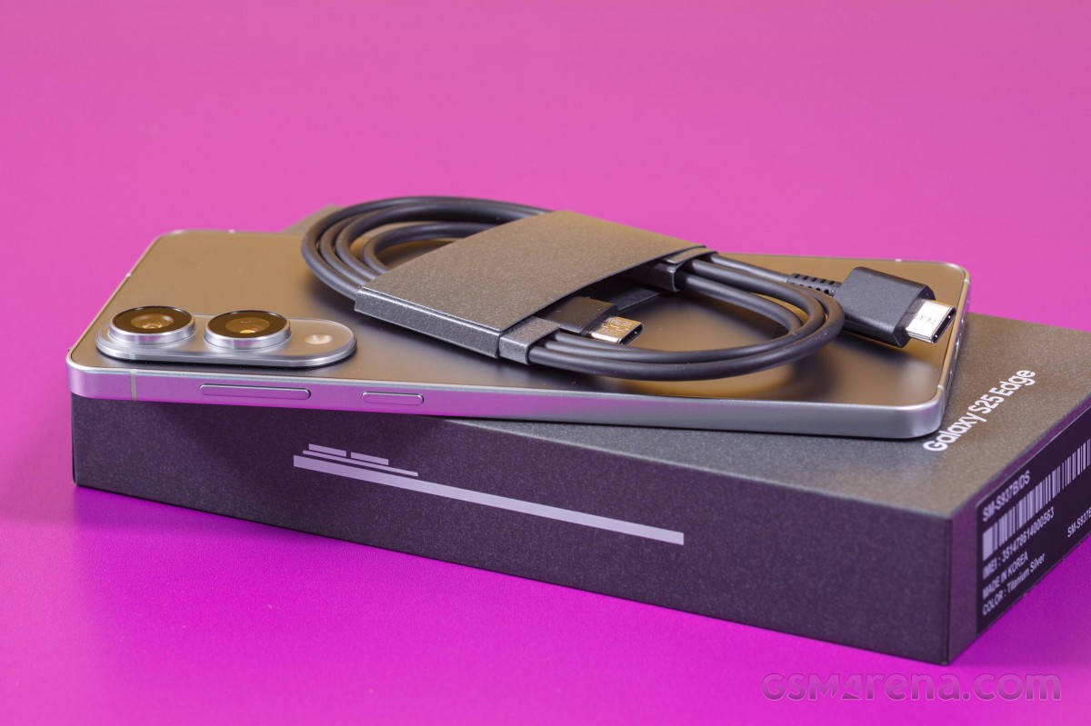 «سامسونج تقلب الموازين في 2025».. Galaxy S25 Edge بكاميرا جبارة 250 ميغابكسل وتقنيات تصوير احترافية تنافس الكاميرات السينمائية والسعر منافس! 5 «سامسونج تقلب الموازين في 2025».. Galaxy S25 Edge بكاميرا جبارة 250 ميغابكسل وتقنيات تصوير احترافية تنافس الكاميرات السينمائية والسعر منافس!